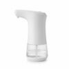 1 stk. fritstående håndfri automatisk spritdispenser placeret på en plan overflade, der viser den moderne sensor og det stilrene hvide design til effektiv hånddesinfektion.
