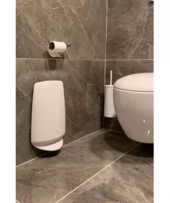 Elegant, væghængt løsning fra PLH Design, der kombinerer dansk design, hygiejne og praktisk anvendelse til offentlige og private toiletter.